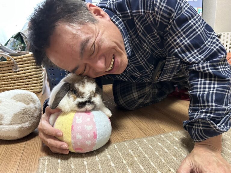 「助けてください」から、誰かを支える側へ——物流と貿易をつなぎ、受け取った恩を次の人へ